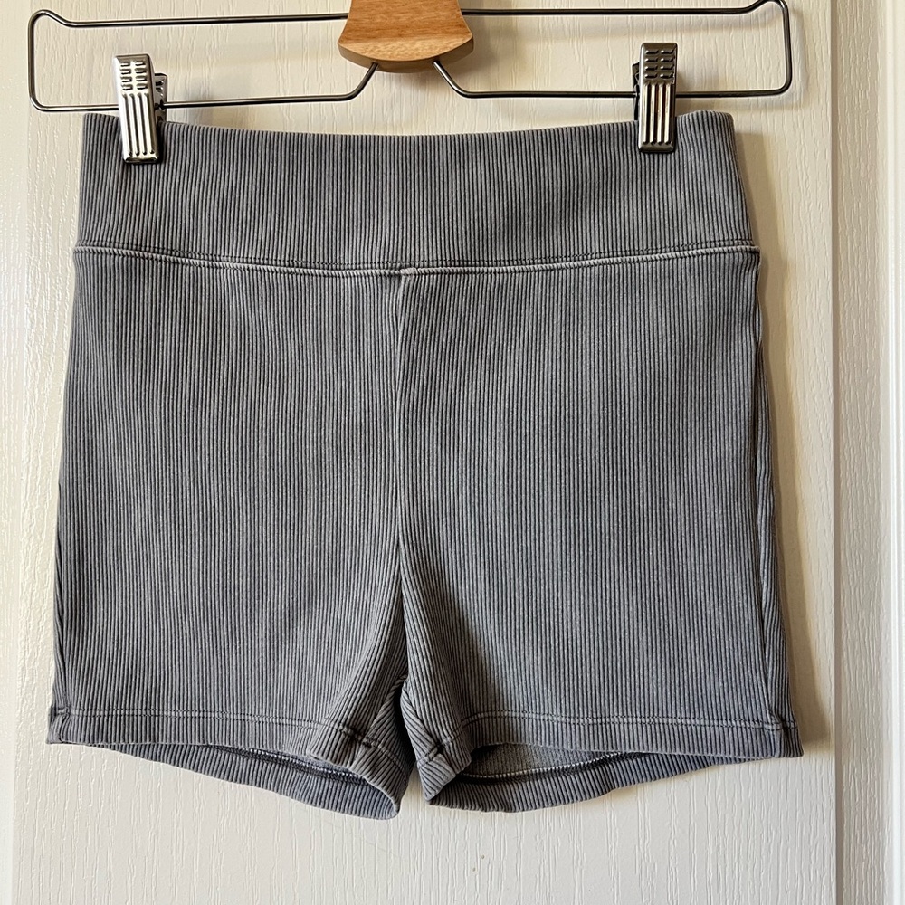 BP Charcoal Ribbed Bike Shorts Women’s Small